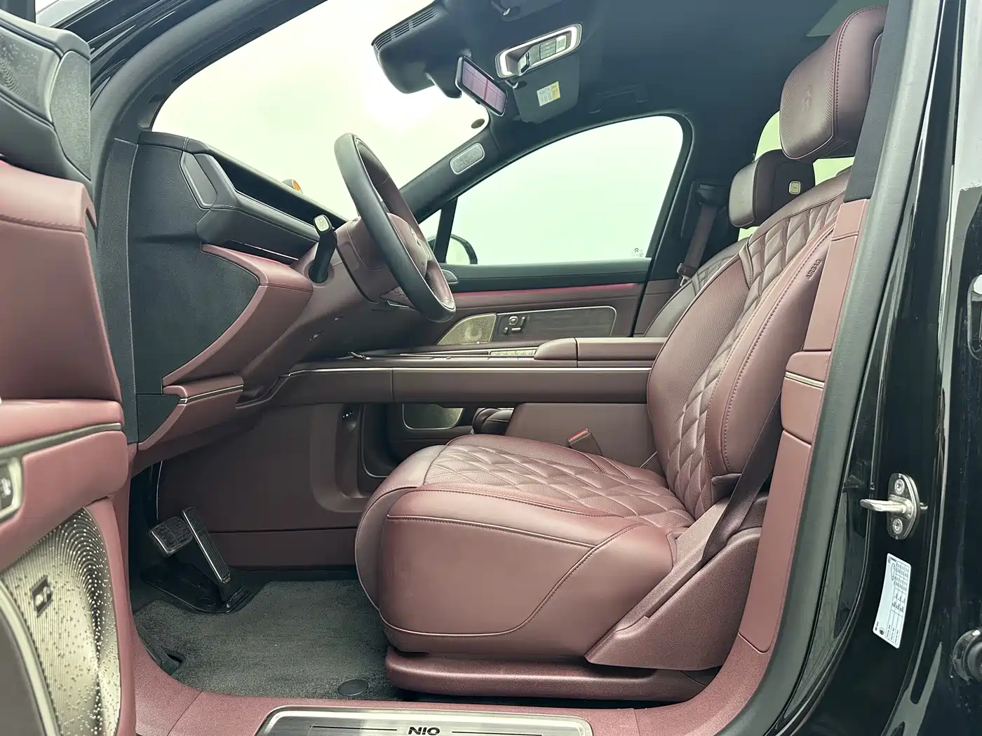 NIO ES8 2025 2025 Model 6-Seat Executive Luxury Edition