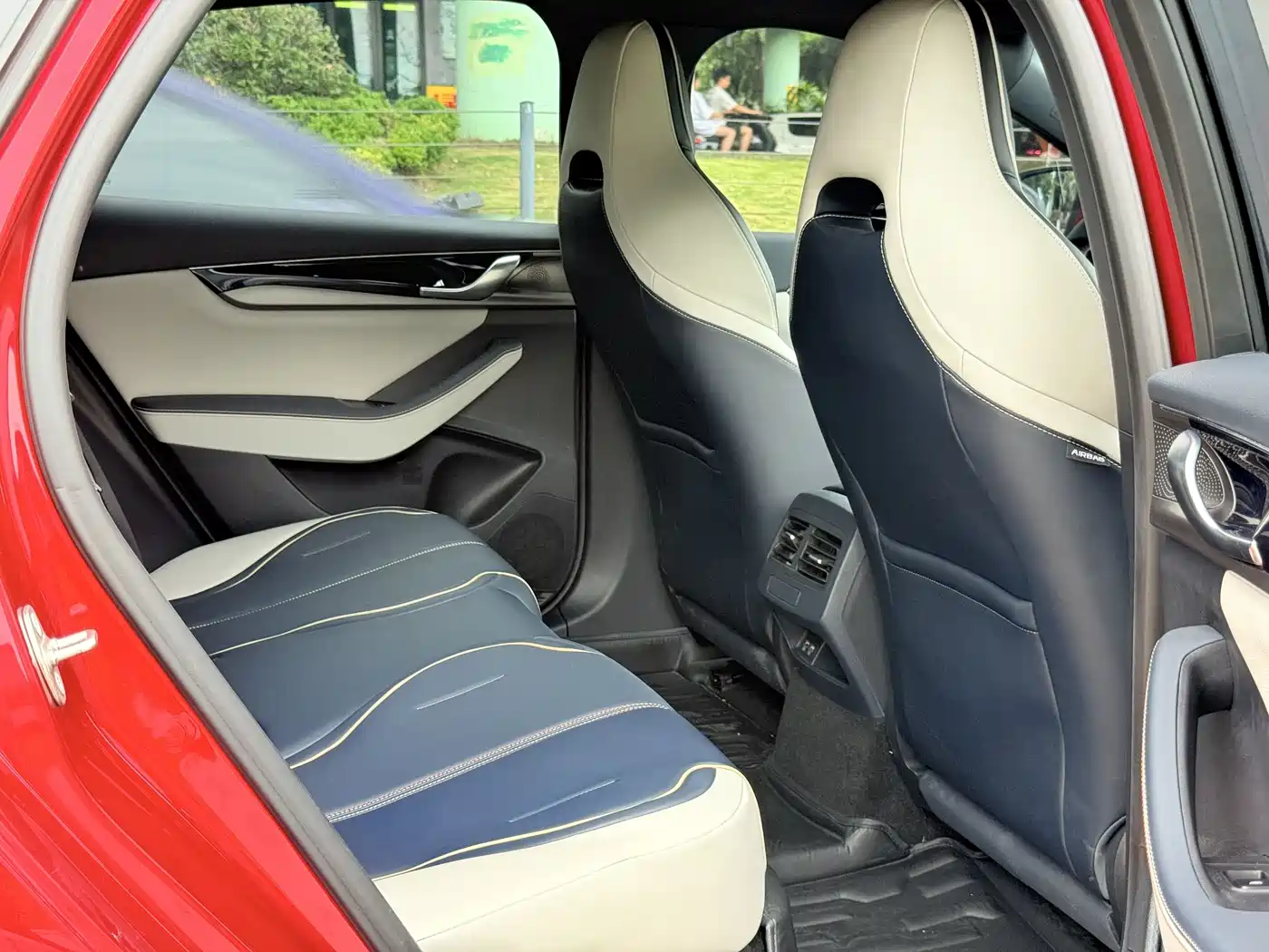 BYD Qin PLUS 2021 DM-i 120KM Premium фото 23