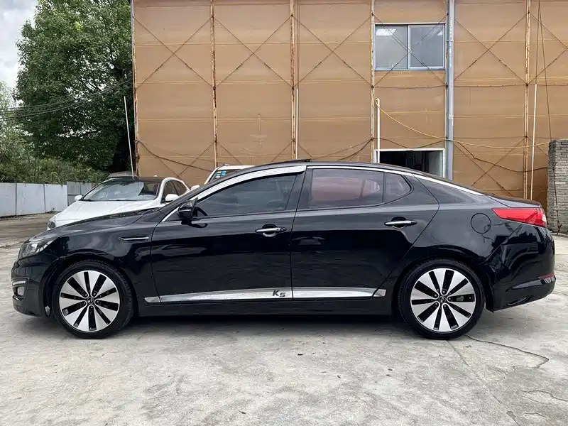 Kia K5 2012 2012 2.4L Automatic DLX