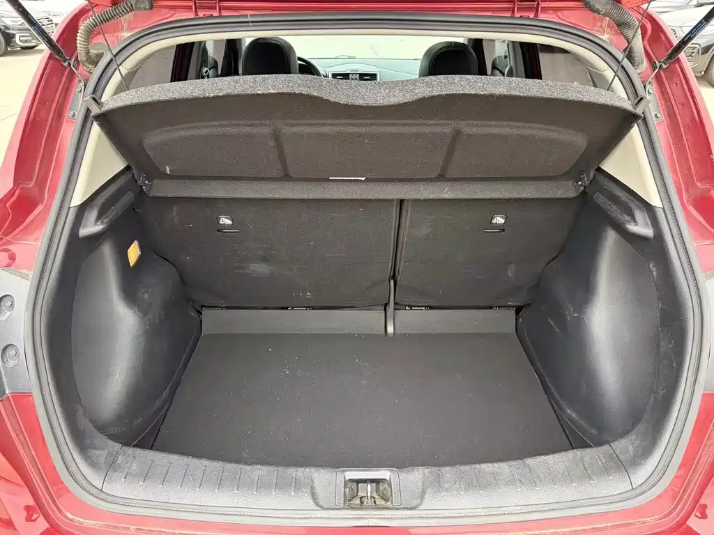 Nissan Tiida, миниатюра 18