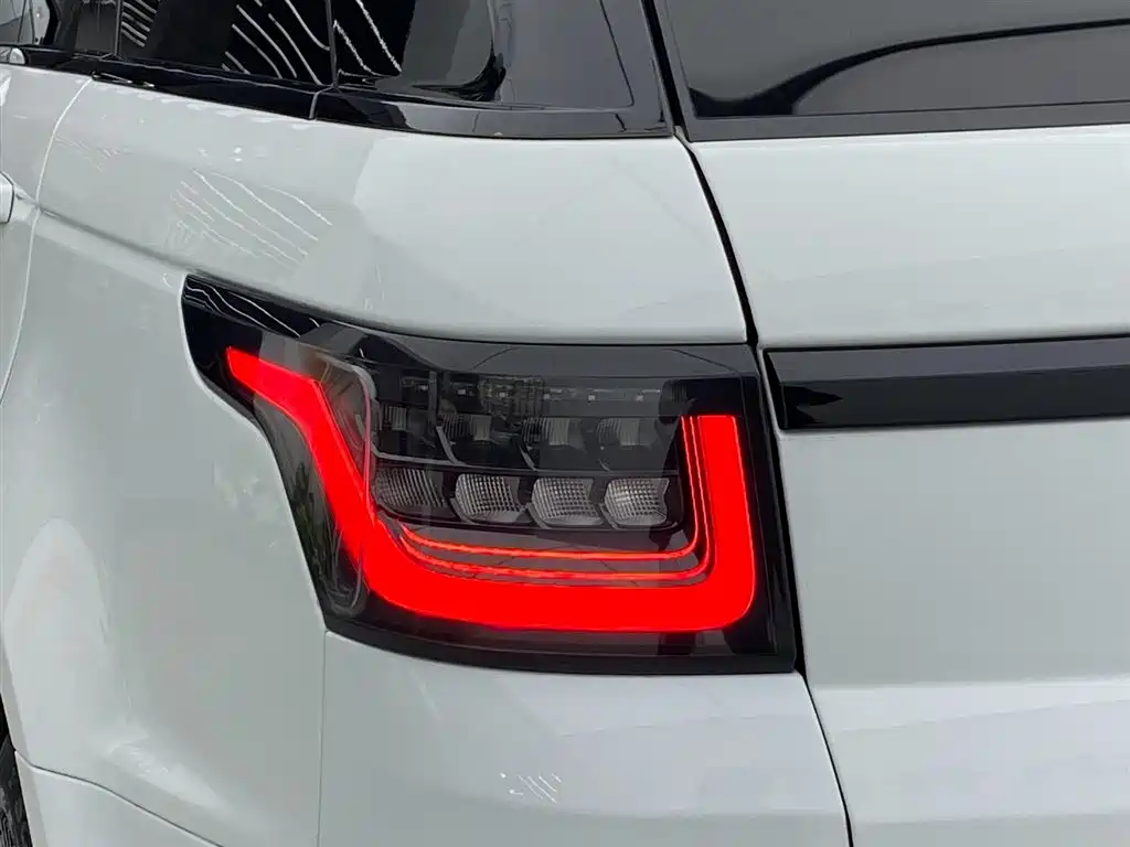 Land Rover Range Rover Sport 2020 3.0 L6 HSE DYNAMIC фото 36