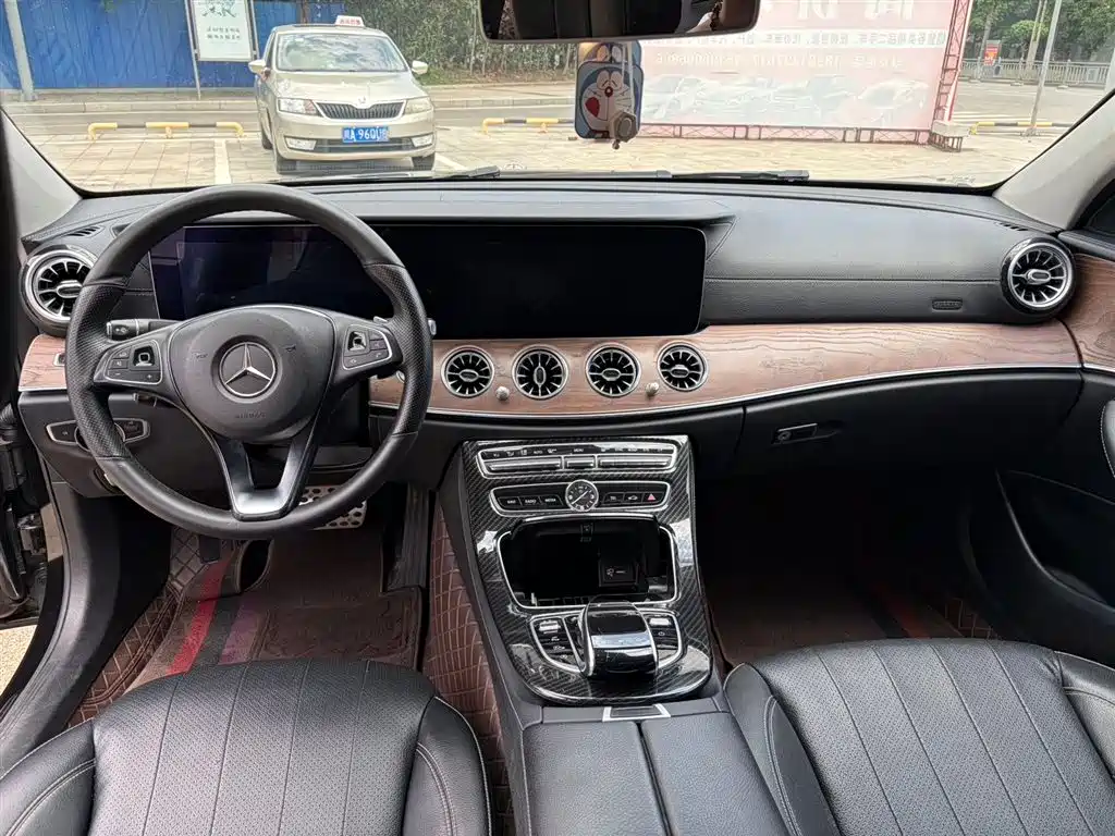 Mercedes-Benz E-Class 2016 E 300 L Fashion Type фото 9