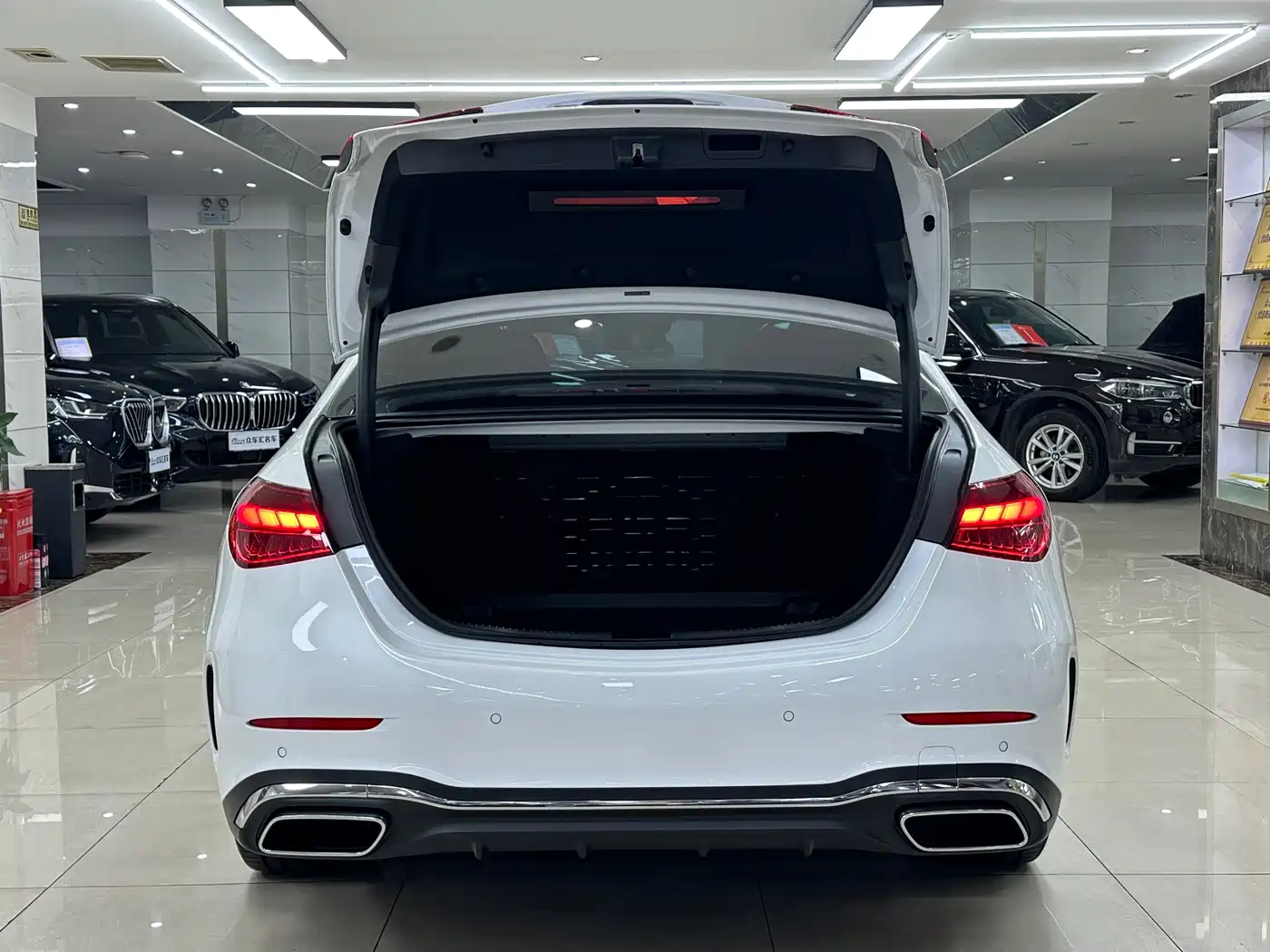 Mercedes-Benz C-Class 2024 C 200 L Sport Edition фото 7