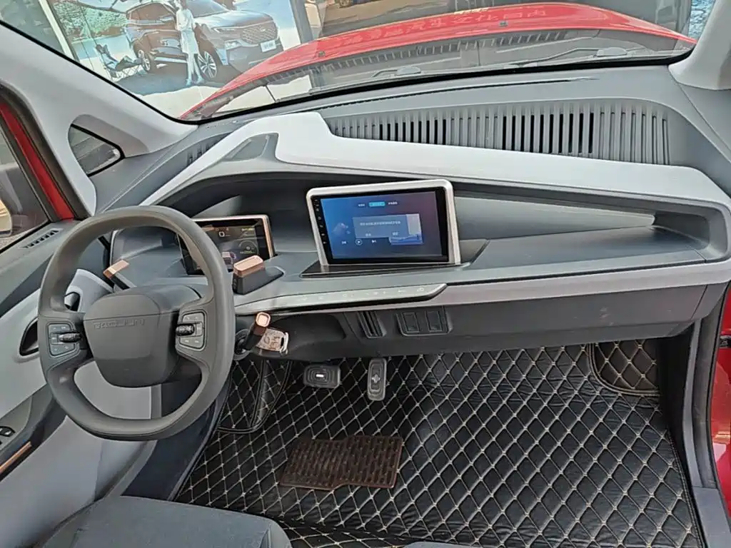 Baojun E200 2020 2020 305KM Smart Edition