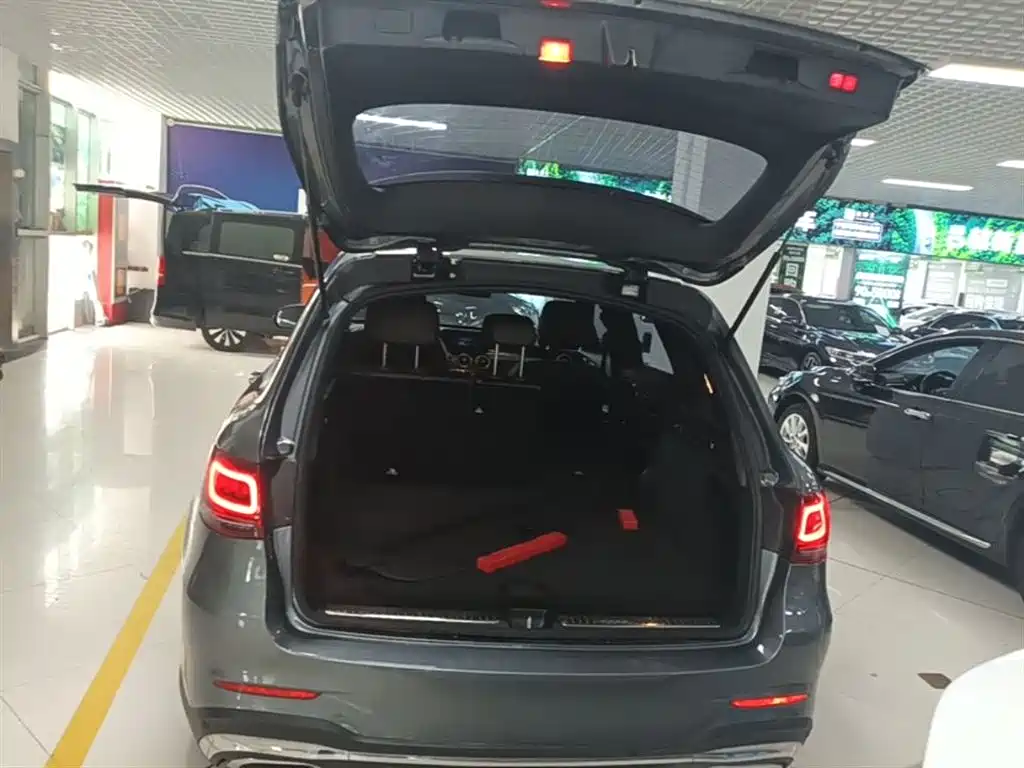 Mercedes-Benz GLC 2020 Facelift GLC 260 L 4MATIC Dynamic фото 19