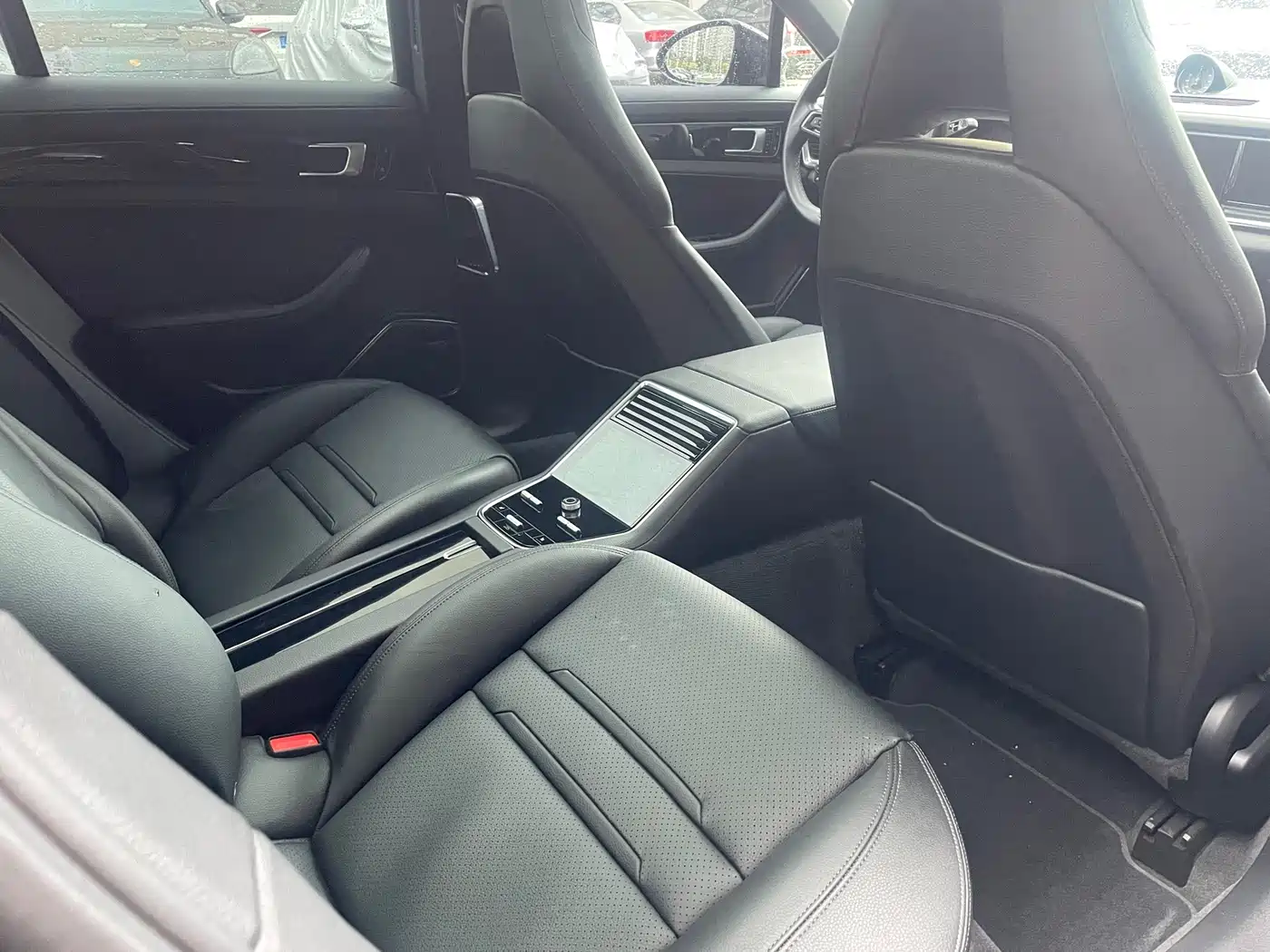 Porsche Panamera, миниатюра 10