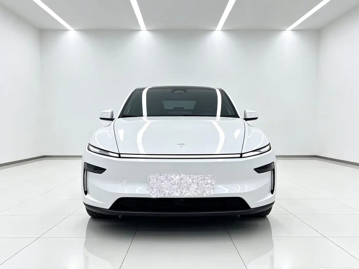 Tesla Model Y 2026 2025 Rear-Wheel Drive