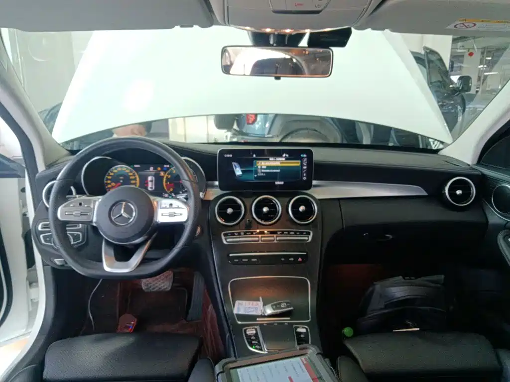 Фото 6 - Mercedes-Benz C-Class