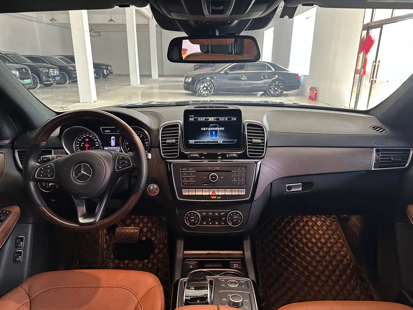 Mercedes-Benz GLS 2018 Facelift GLS 500 4MATIC фото 9