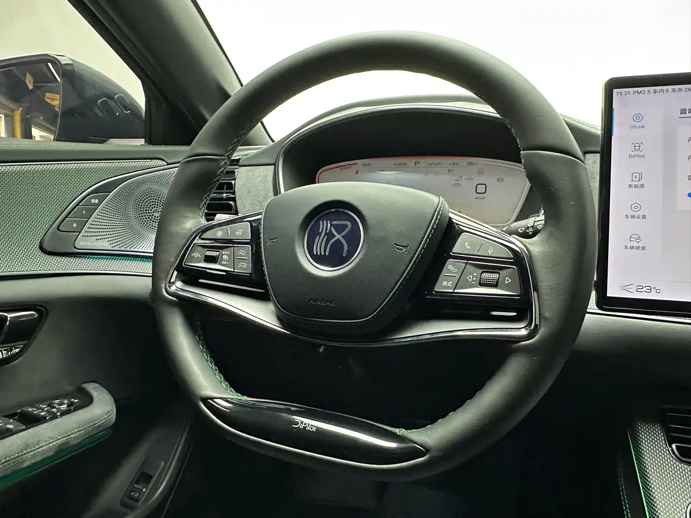BYD Han 2022 EV 610KM AWD Qianshan Green Limited Edition фото 10