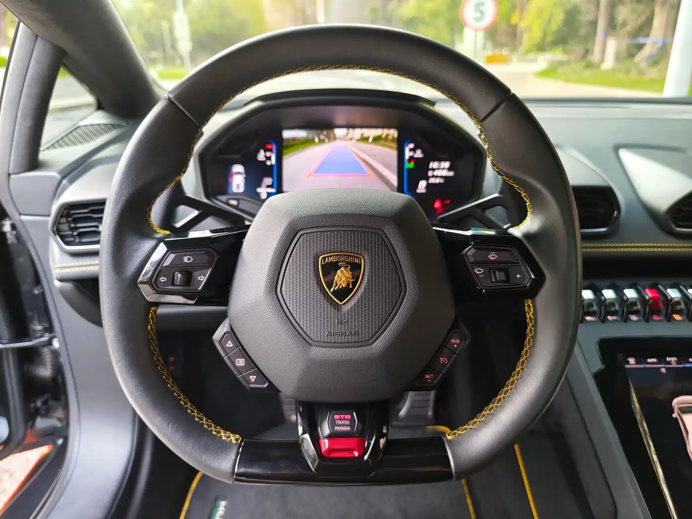 Lamborghini Huracán 2020 Huracán EVO RWD фото 19