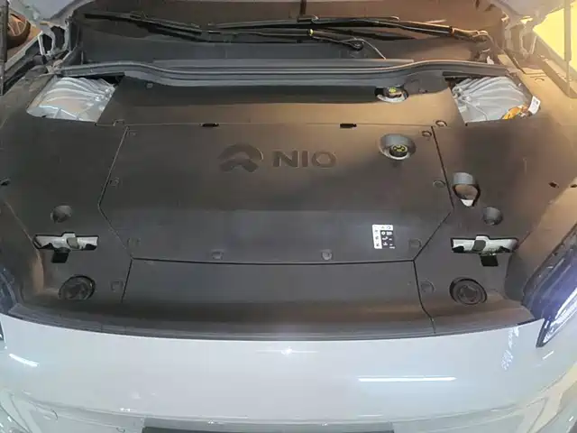 NIO ET5T 2024 75kWh Touring — фото 3