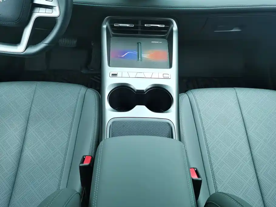 BYD Qin PLUS 2026 2026 DM-i Smart Edition 128KM Progressive