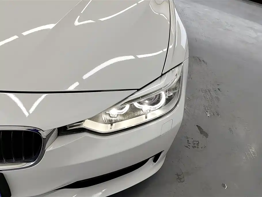 BMW 3 Series 2013 320i Fashion фото 5