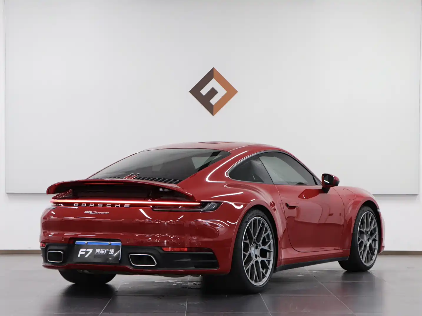 Фото 6 - Porsche 911