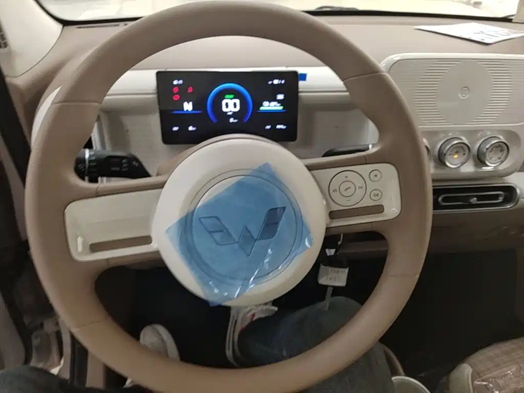 Wuling Motors Hongguang MINIEV 2026 2025 Premium Edition
