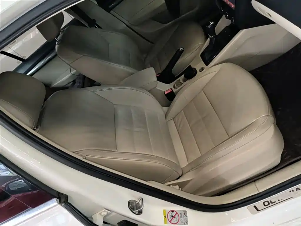 Škoda Octavia 2015 1.6L Automatic逸俊版 фото 25
