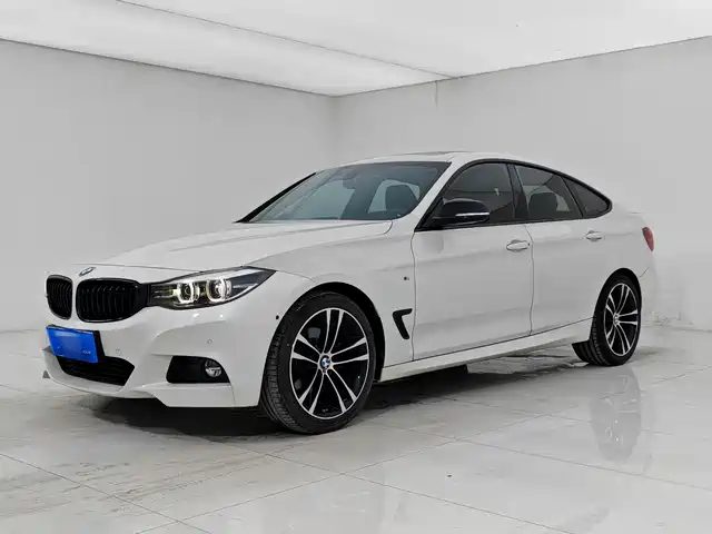 BMW 3 Series Gran Turismo 330i, M Спорт, чёрный пакет
