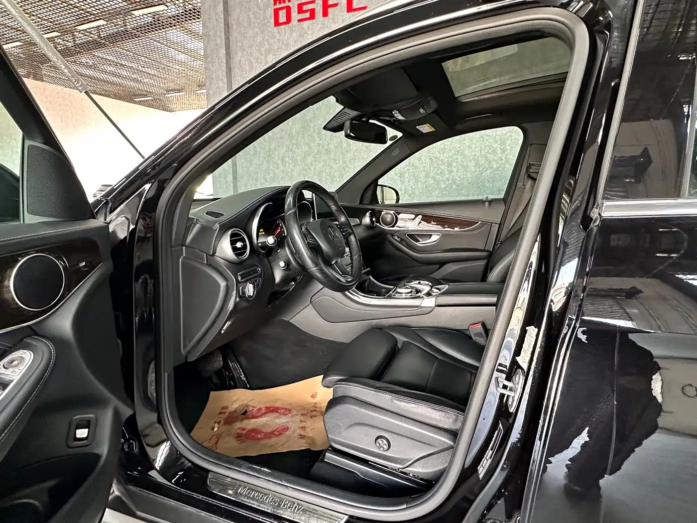 Mercedes-Benz GLC 2018 GLC 260 4MATIC Dynamic фото 12