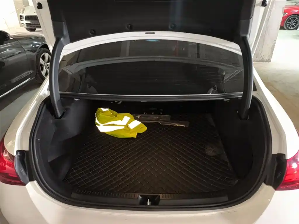 Mercedes-Benz A-Class 2022 Facelift III A 200 L Sport Sedan Fashion фото 19