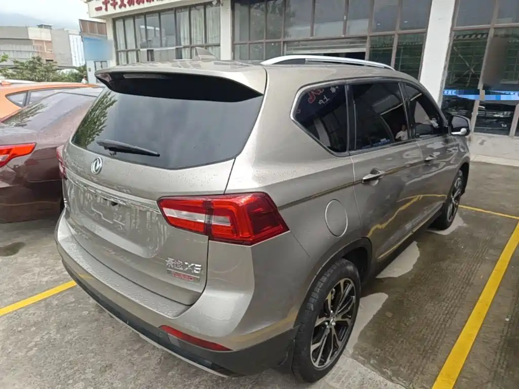 Dongfeng Fengxing Jingyi X5 2018 2017 Dynamic Series 1.5T CVT Premium