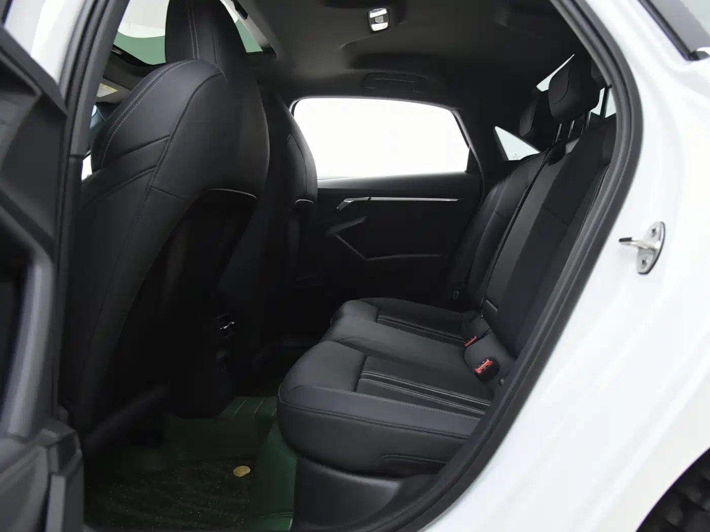 Audi A3 2023 Facelift A3L Limousine 35 TFSI Fashion Sport фото 5