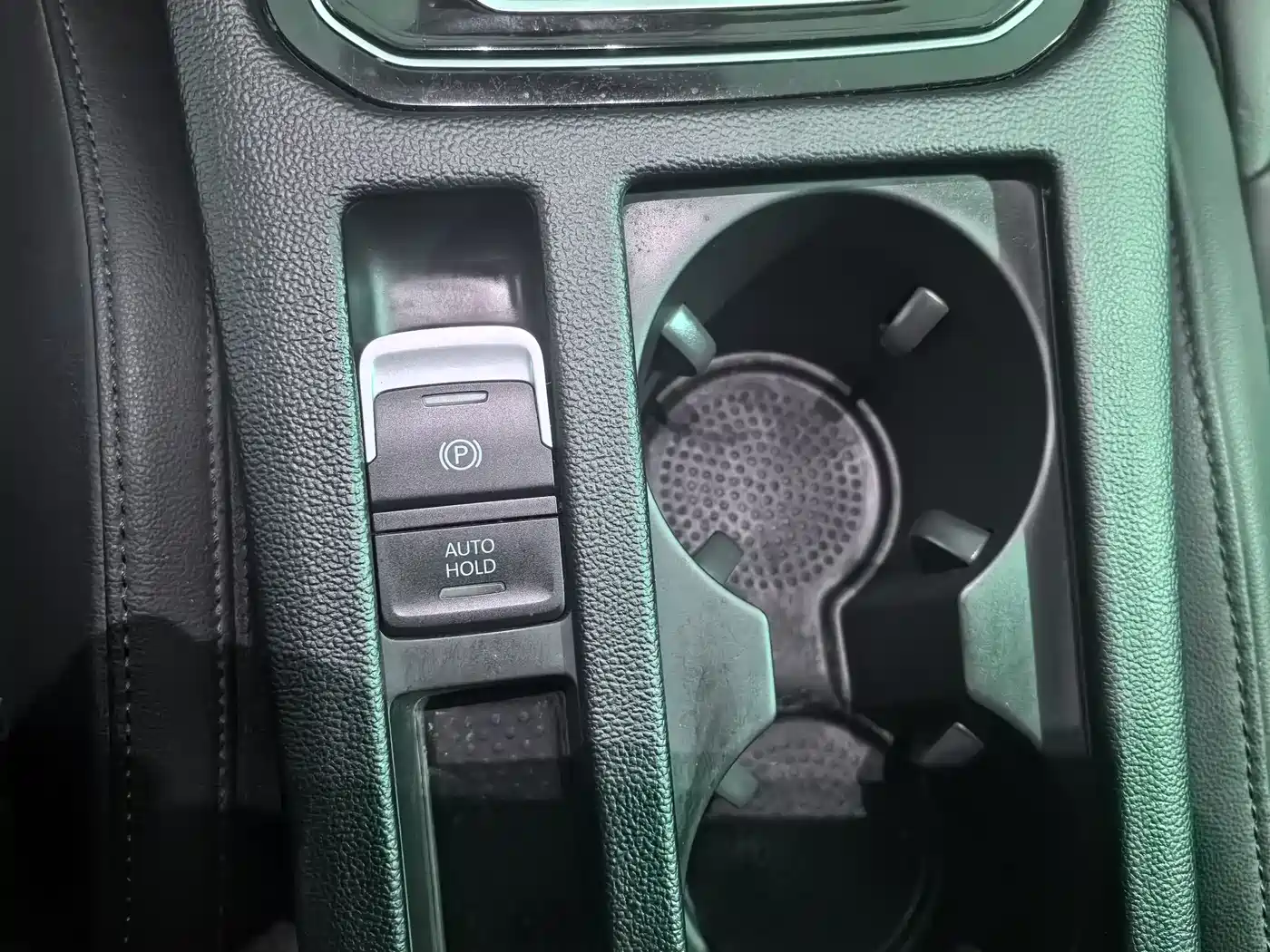 Volkswagen Magotan 2019 330TSI DSG Luxury Class China VI фото 11