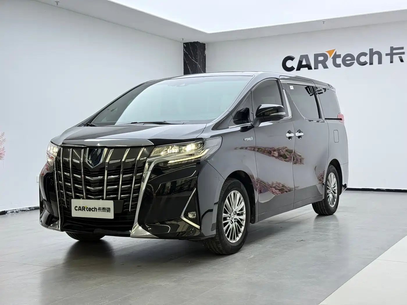Toyota Alphard 2021 Hybrid 2.5L Premium