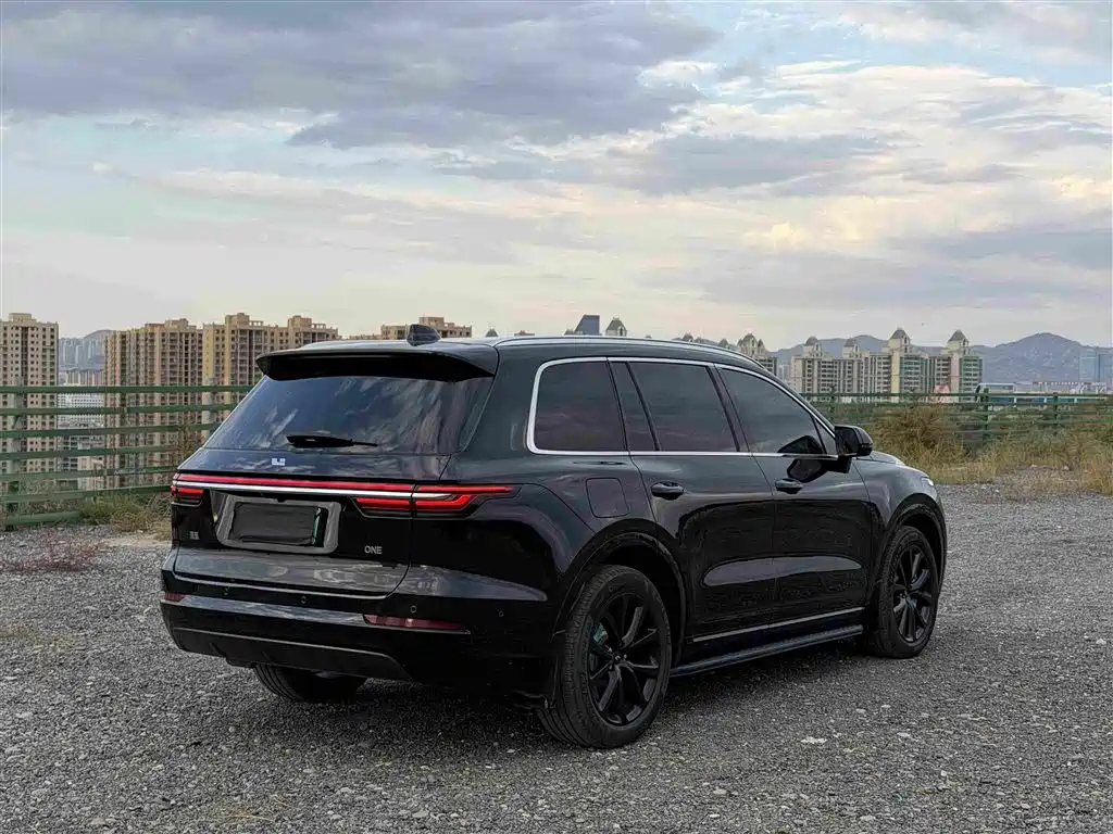 Li Auto Li ONE 2023 2021 Extended Range 6-Seater