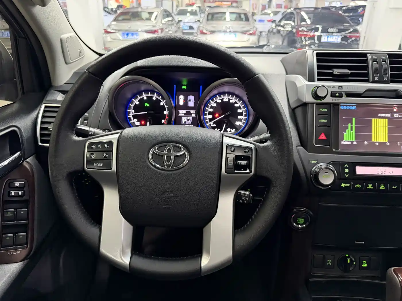 Toyota Prado 2016 3.5L Auto TX-L NAVI фото 12