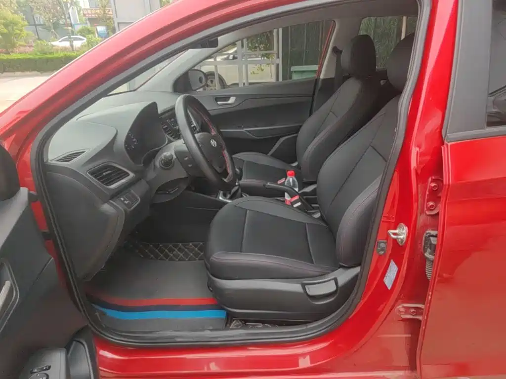 Фото 15 - Hyundai Verna
