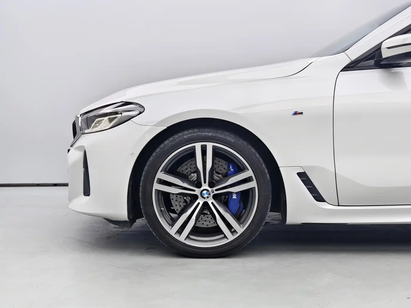BMW 6 Series GT 2021 630i M Sport Package фото 6