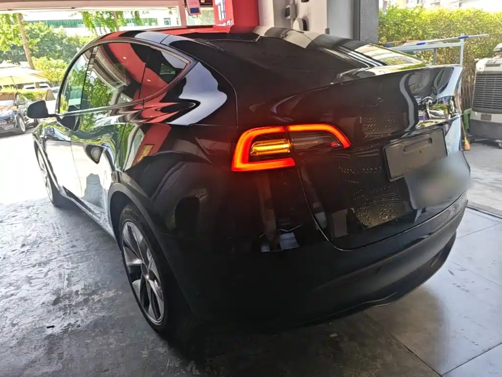 Tesla Model Y 2021 2021 Standard Range Rear-Wheel Drive