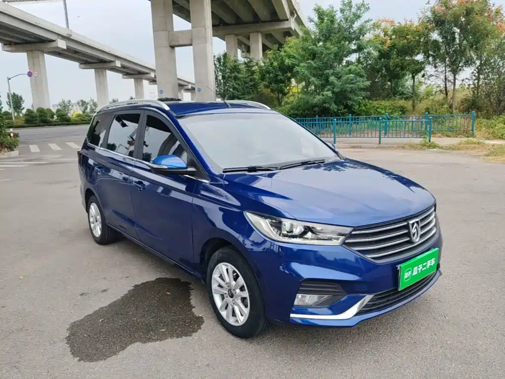 Фото 22 - Baojun 360