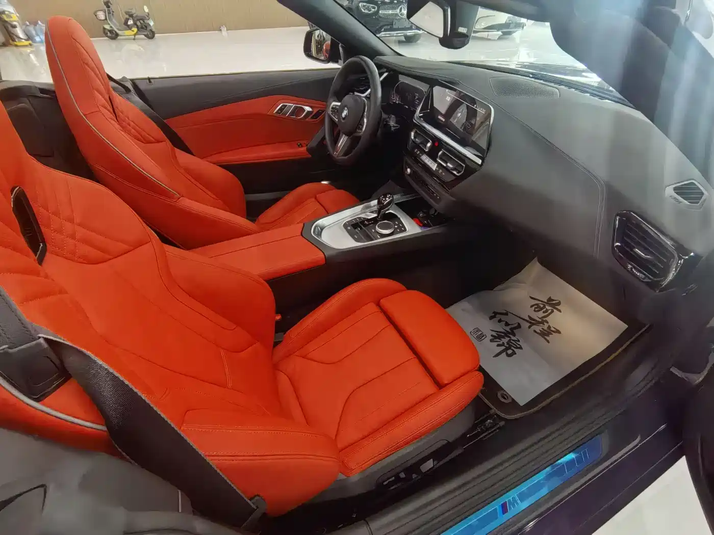 BMW Z4 2023 sDrive 25i M Sport Shadowline Package фото 12