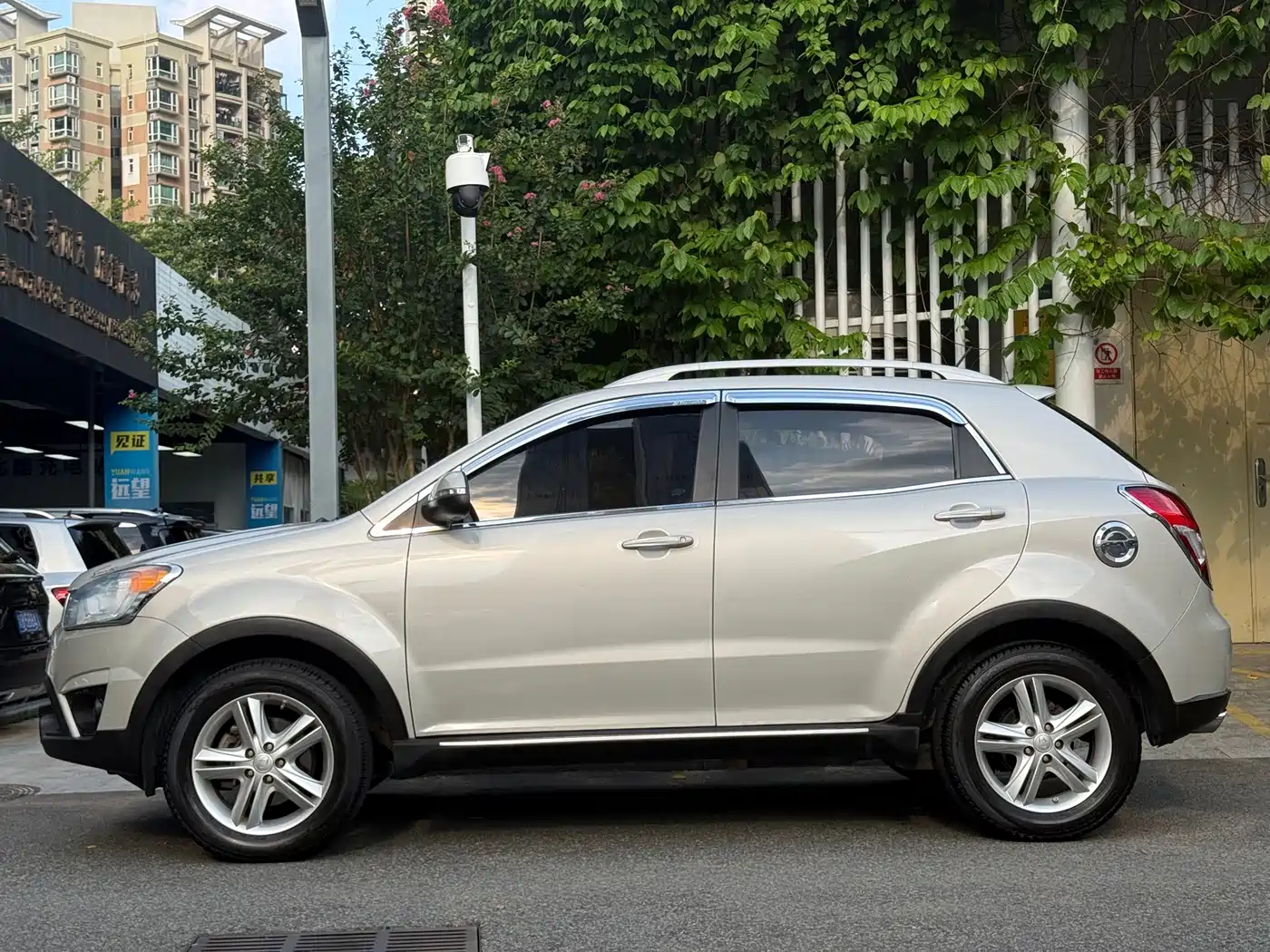 SsangYong Korando 2014 2014 2.0L Gasoline 2WD Automatic Luxury Navigation Edition