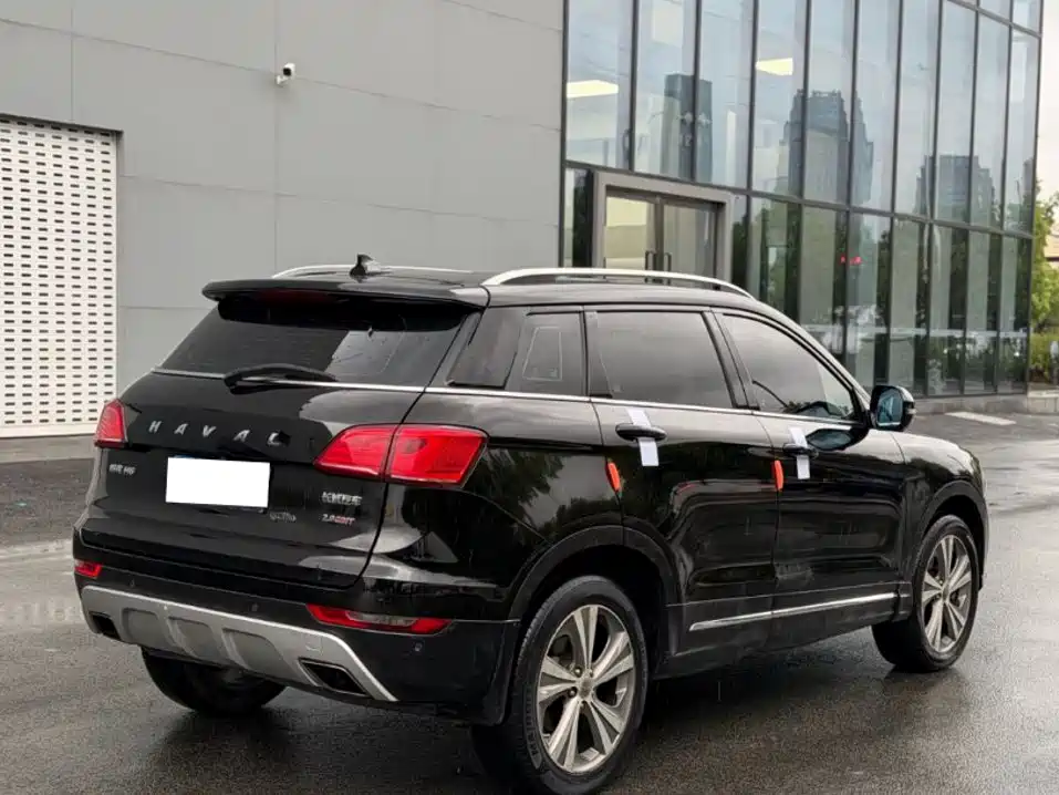 Фото 10 - Haval H6 Coupe