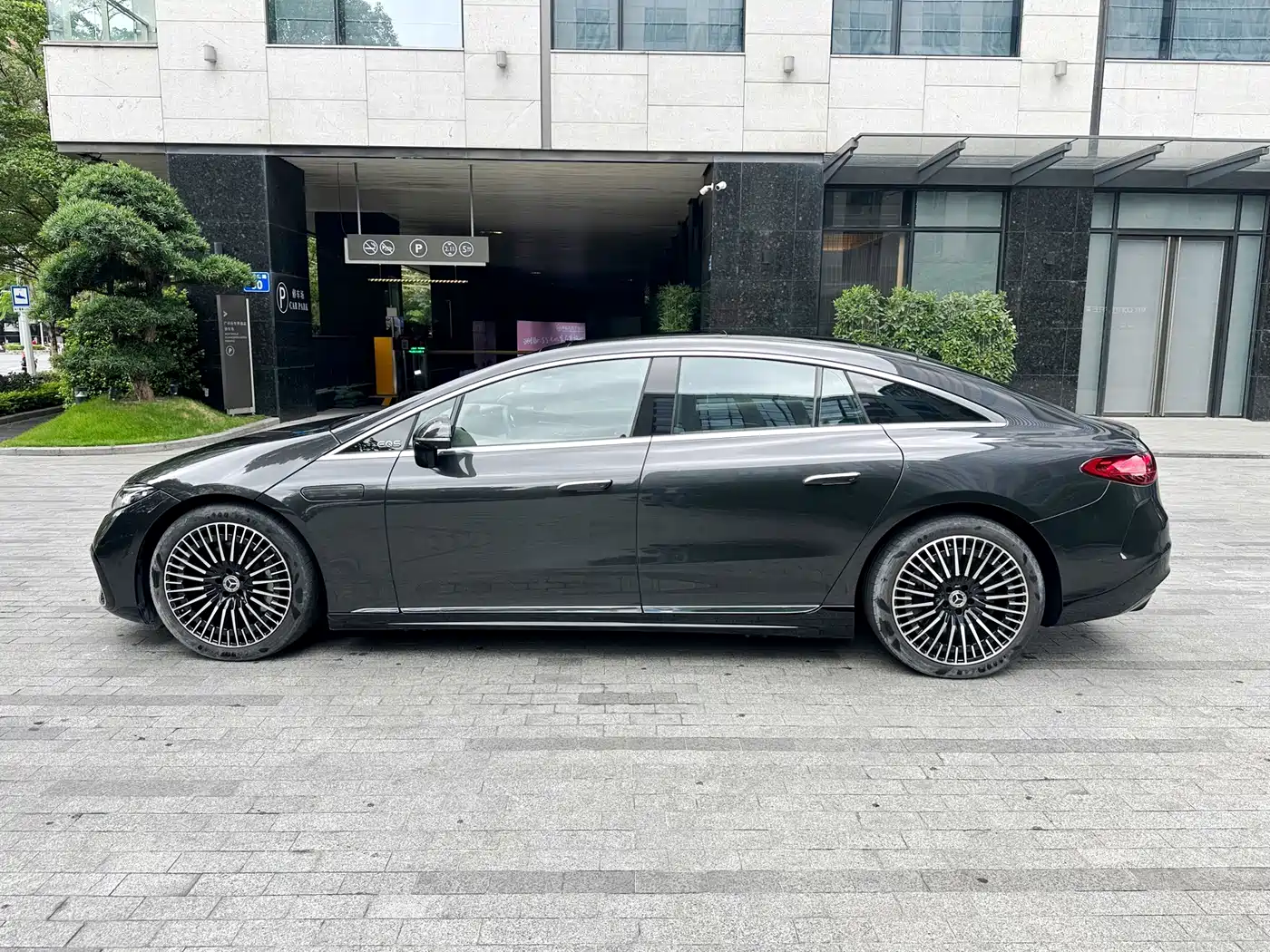 Mercedes-Benz EQS 2022 580 4MATIC фото 7