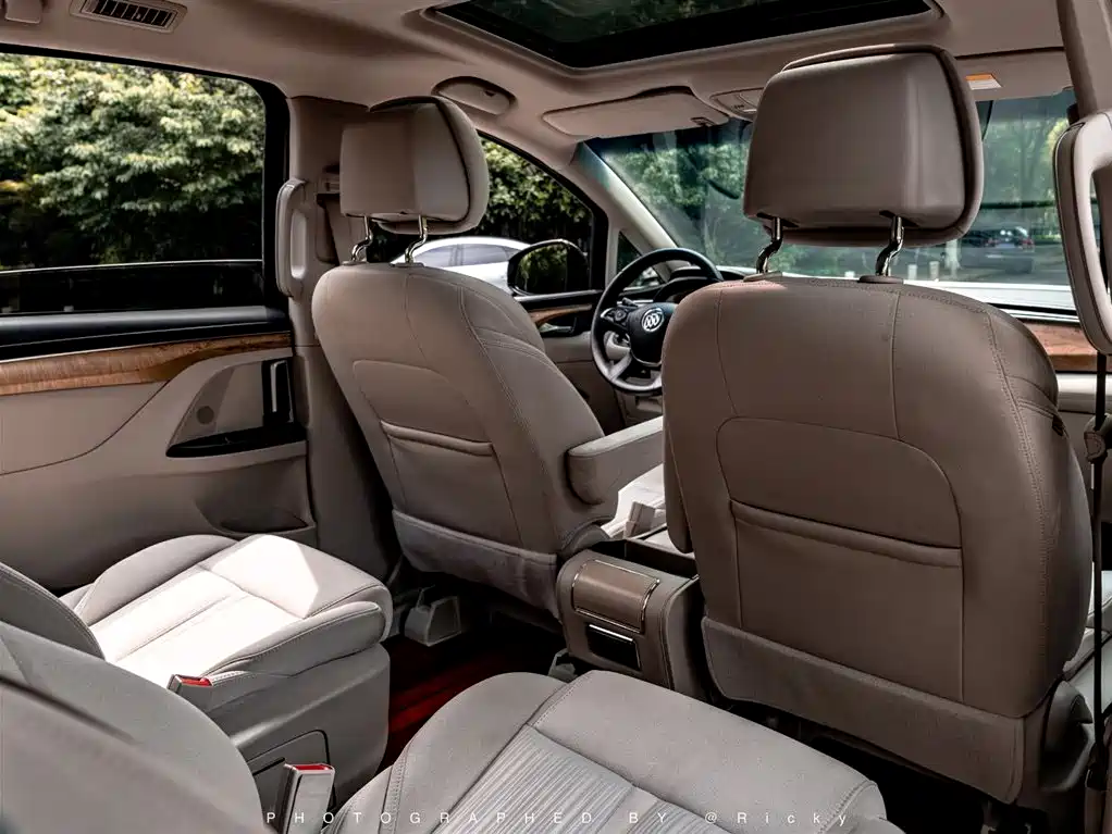 Buick GL8 2018 ES 28T Comfort Type China VI фото 9