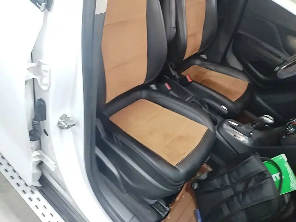 Photo 25 - Buick Encore