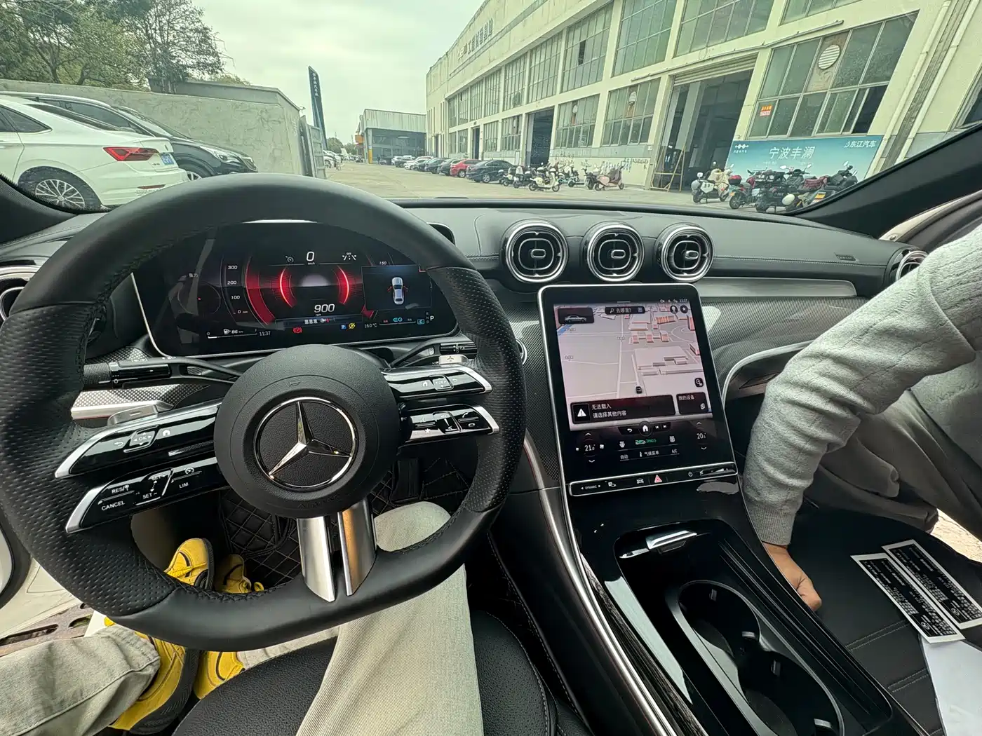 MERCEDES-BENZ C CLASS