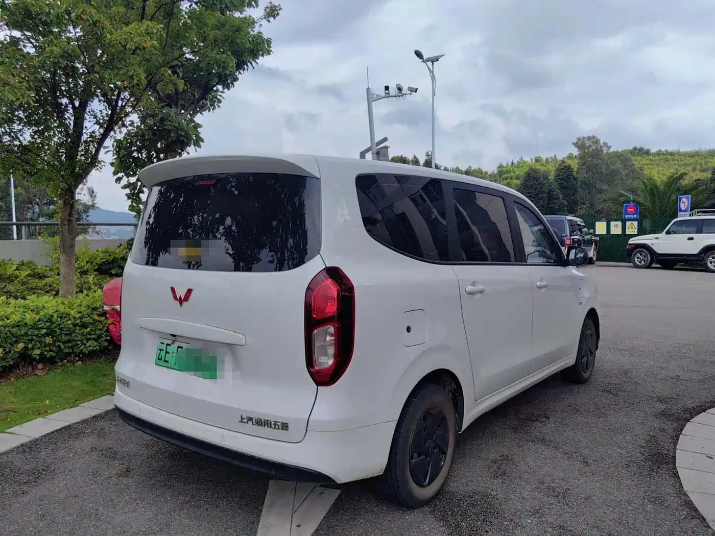 Wuling Motors Wuling Hongguang New Energy 2025 2025 Extended-Range Hybrid 50KM Comfort Version