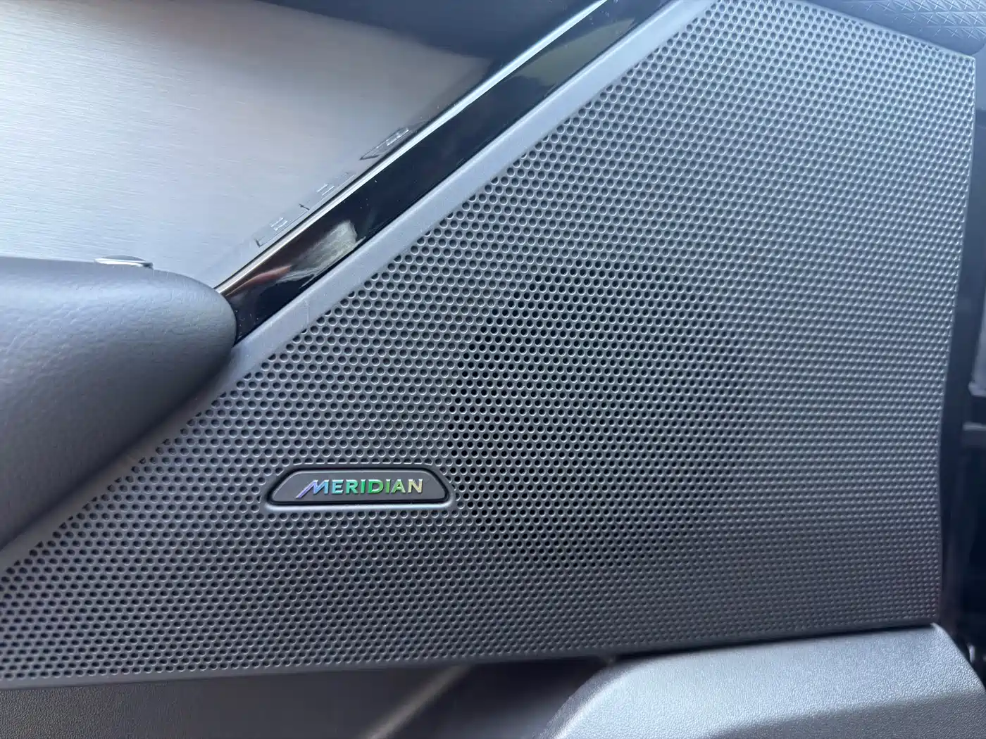 Land Rover Range Rover Velar 2020 P250 R-DYNAMIC S фото 18