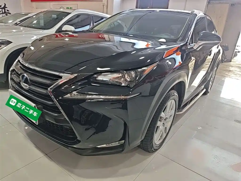 Lexus NX 2015 200t AWD F Sport фото 2