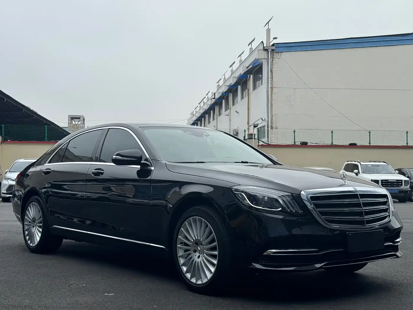 Mercedes-Benz S-Class 2016 S 320 L Business Edition фото 3