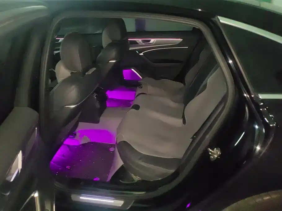 Audi A6L 2023 45 TFSI Premium Selection Dynamic фото 11