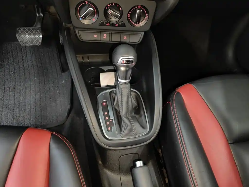 Фото 14 - Audi A1