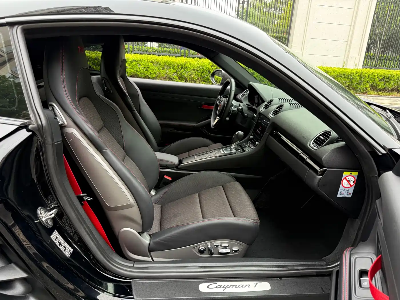 Porsche 718 2019 Cayman T 2.0T фото 14