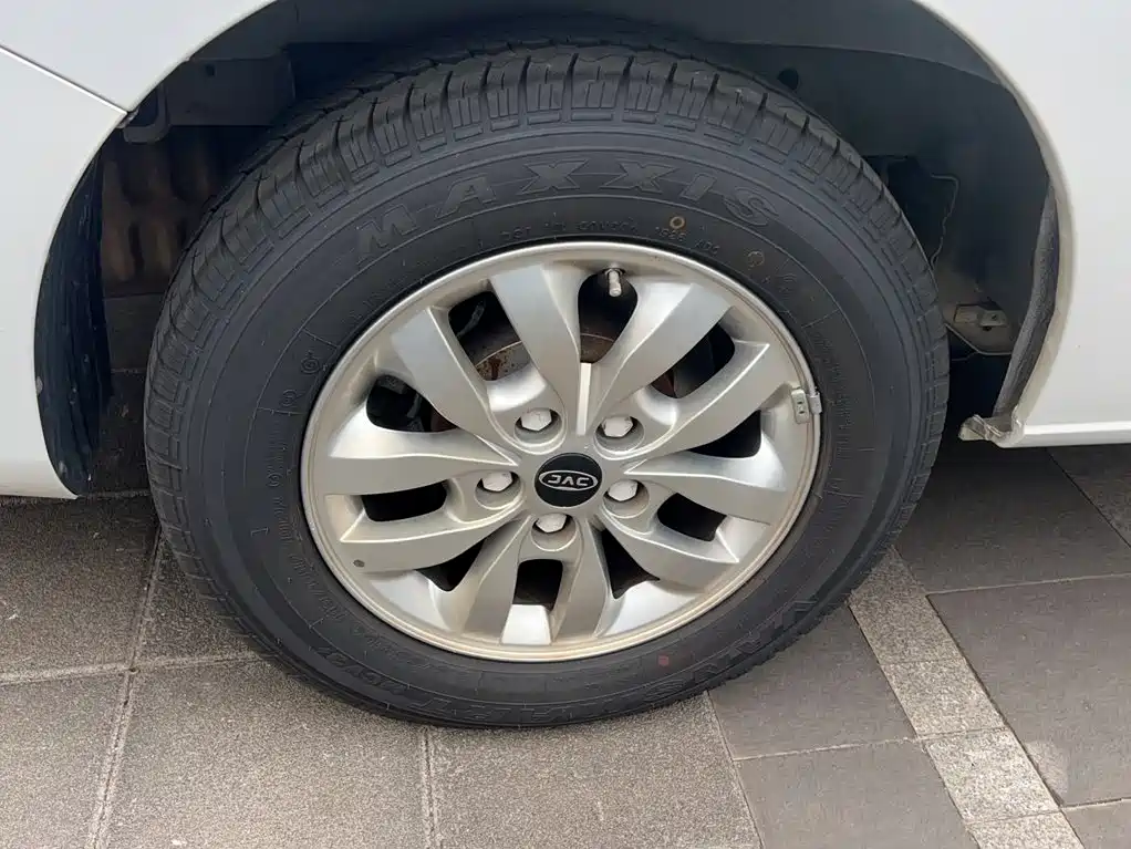JAC Refine M4 2023 2022 2.0TGDI Automatic Executive Model