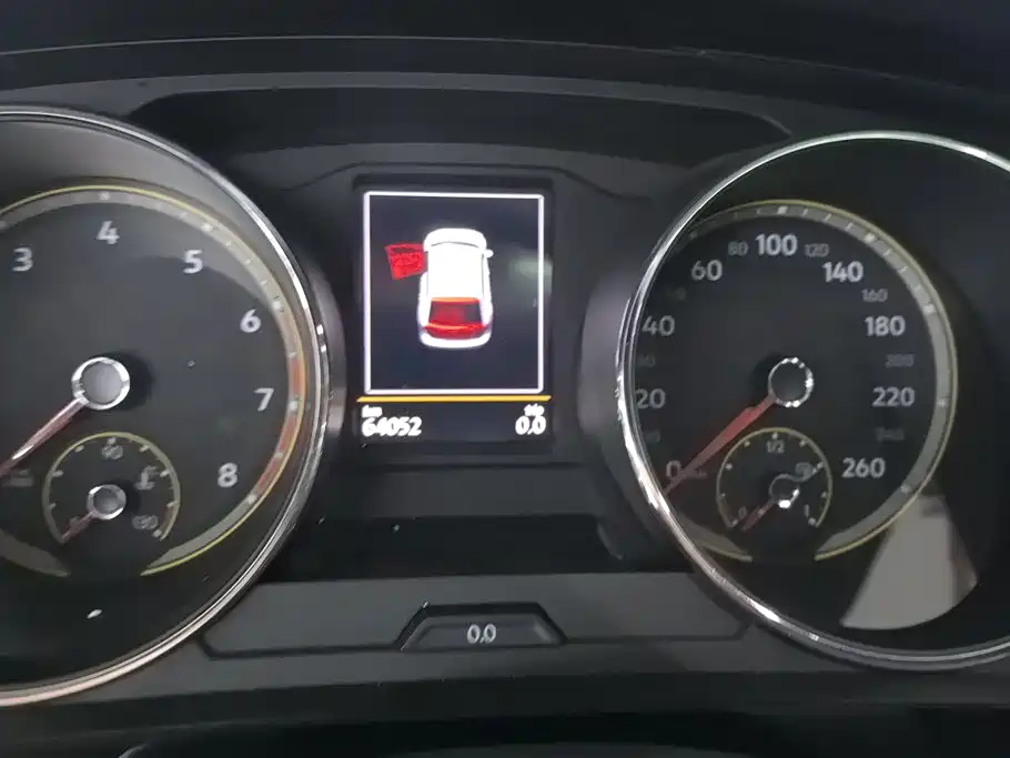 Volkswagen Tiguan L 2021 330TSI Automatic 2WD Smart фото 14
